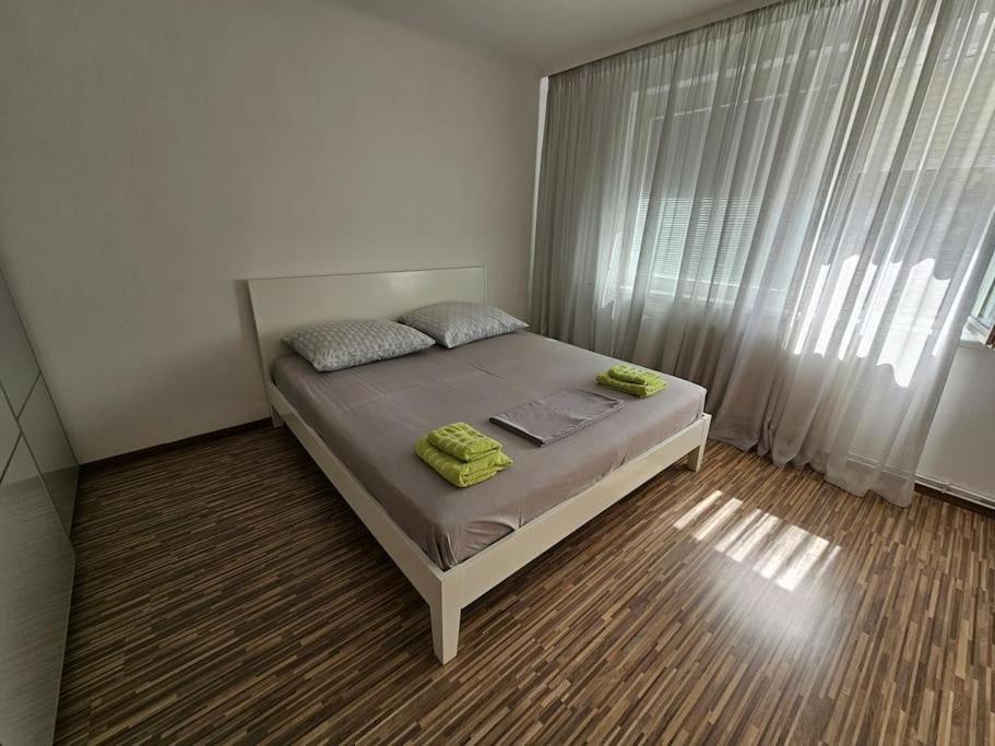 Jonas Apartment, 2 Br * Wien