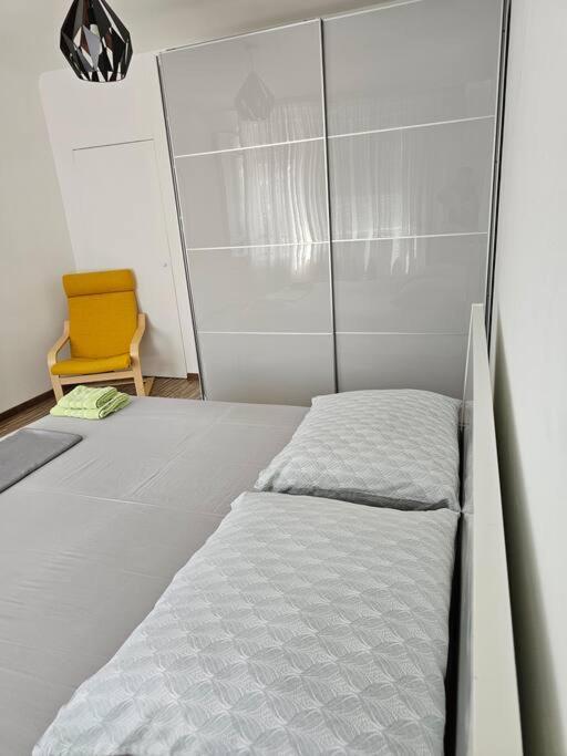 Jonas Apartment, 2 Br *
